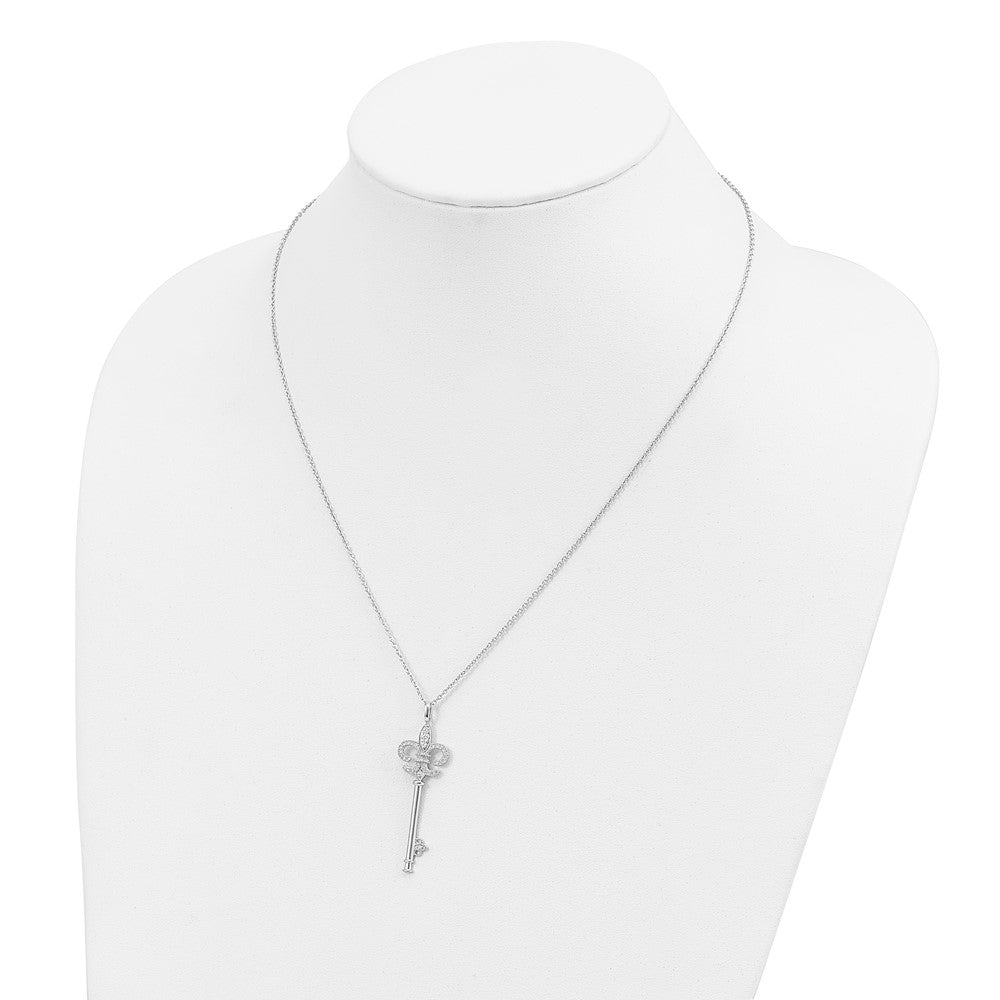 FJC Finejewelers 925 Sterling Silver Cable Brilliant Embers  CZ Polished Key 18"Necklace 15 mm