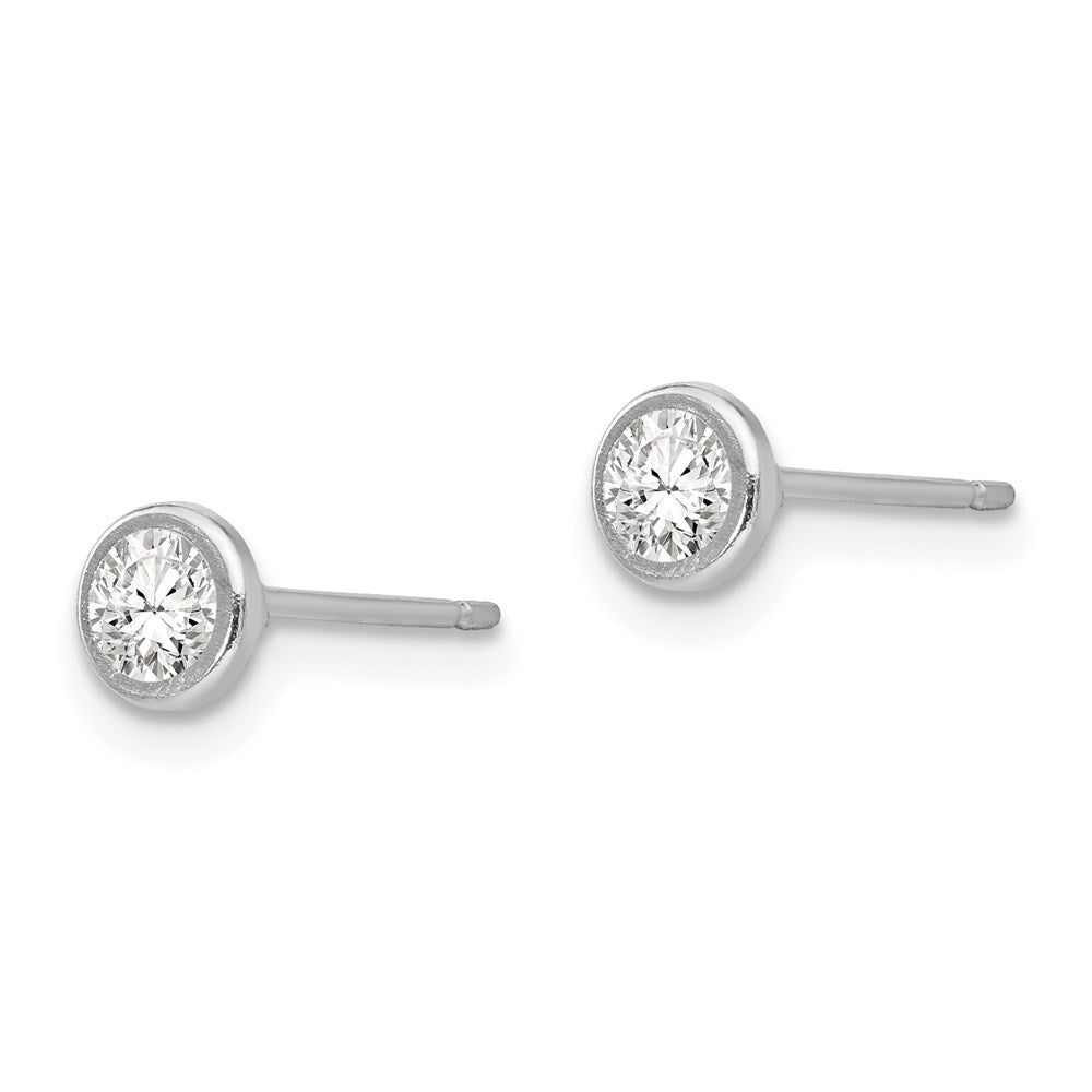 FJC Finejewelers 14 kt White Gold Stud Madi K Bezel Set CZ Post Earrings 4 mm