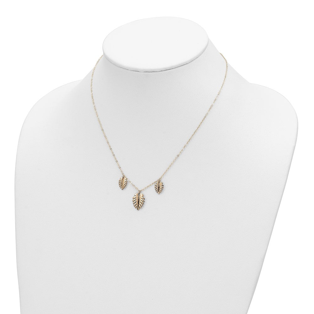 FJC Finejewelers 14 kt Yellow Gold Polished Dangle Palm Leaves Necklace 16.75 Inches x 49 mm
