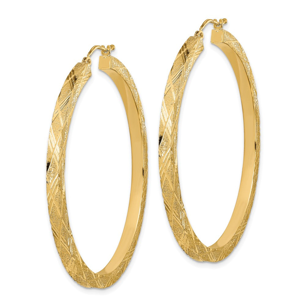 FJC Finejewelers 14 kt Yellow Gold Bright Cut Polished and Textured Hoop Earrings 52 x 49 mm