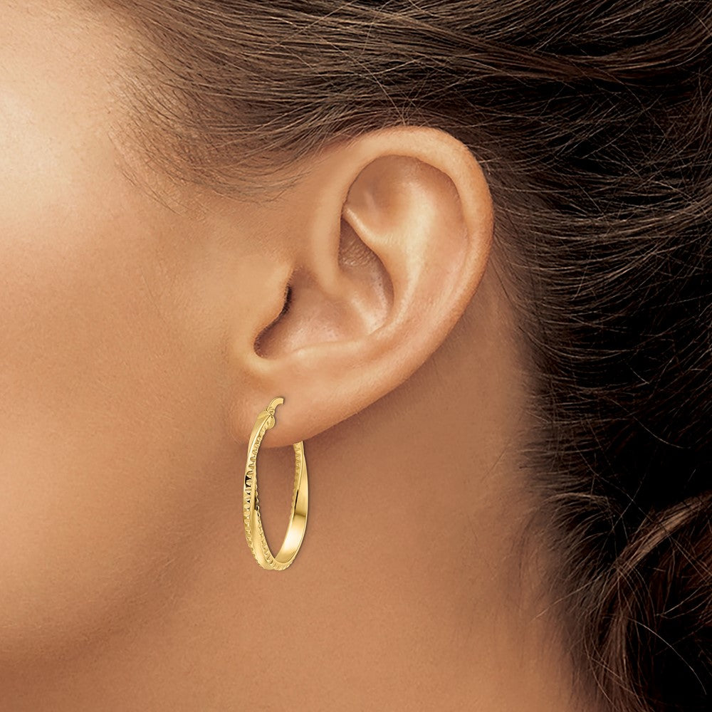 FJC Finejewelers 14 kt Yellow Gold Polished Twisted Oval Hoop Earrings 29 x 22 mm
