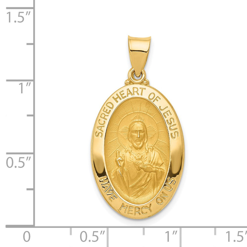 FJC Finejewelers 14 kt Yellow Gold Polished and Satin Sacred Heart of Jesus Medal Hollow Charm 27 x 17 mm