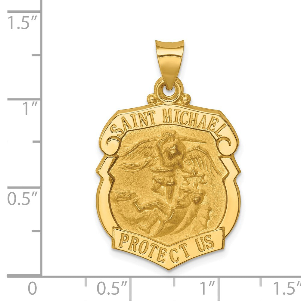 FJC Finejewelers 14 kt Yellow Gold Polished and Satin St. Michael Badge Medal Hollow Charm 28 x 21 mm