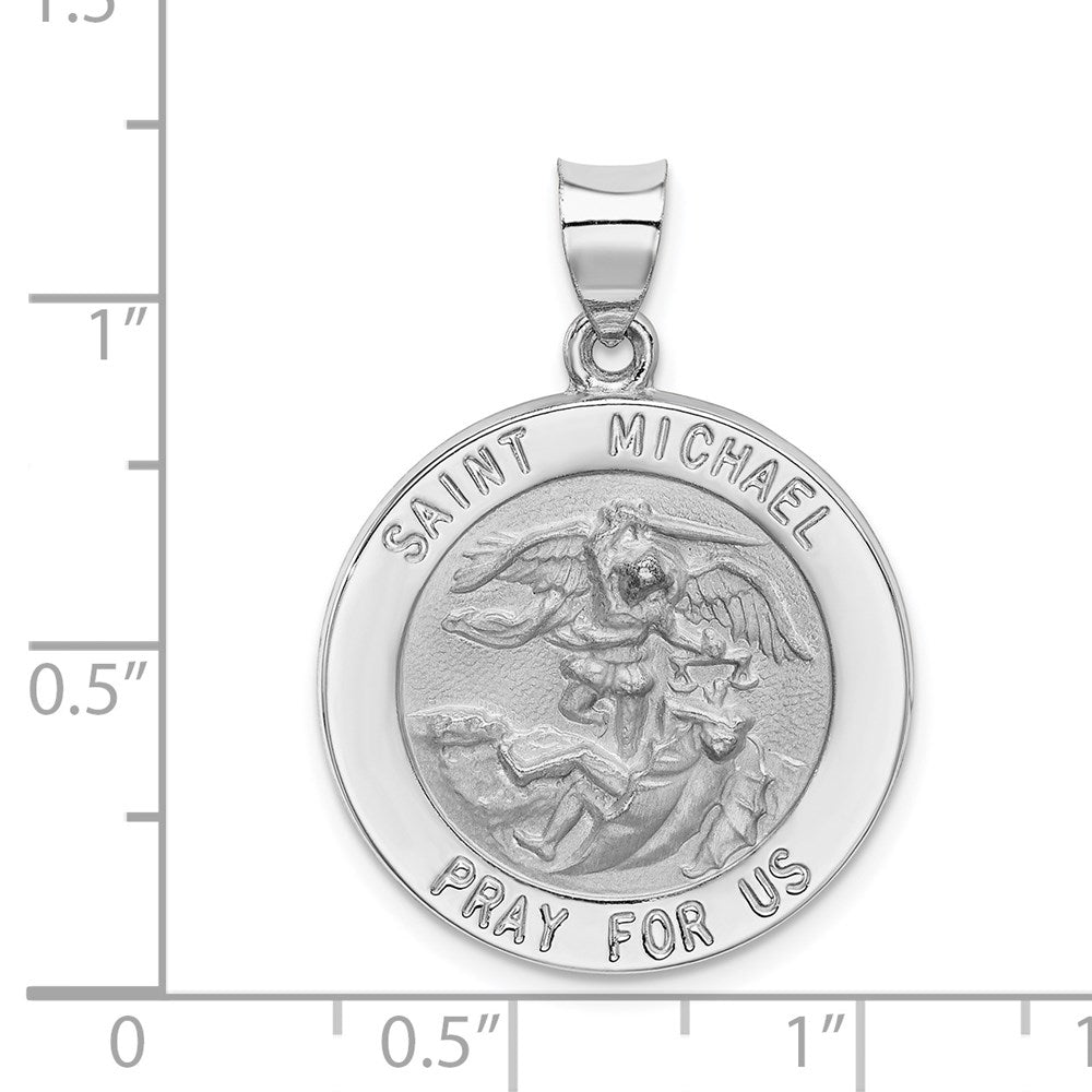 FJC Finejewelers 14 kt White Gold Polished Satin Saint Michael Medal Hollow Charm 25 mm x 23 mm