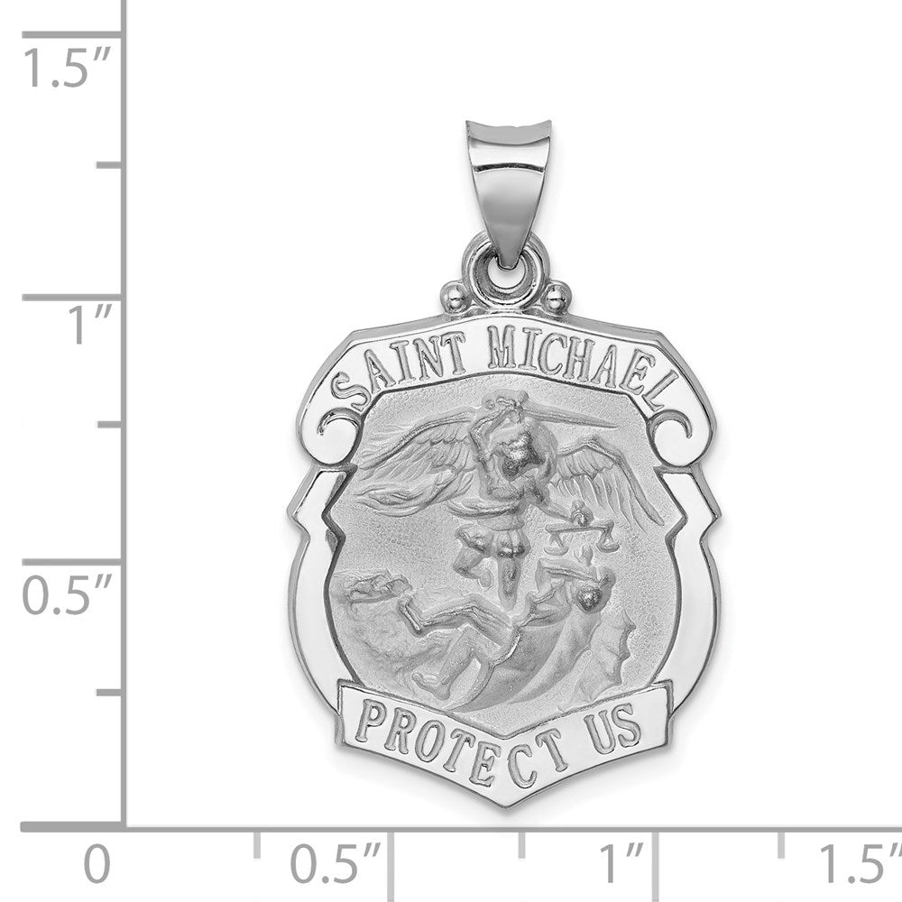FJC Finejewelers 14 kt White Gold Polish Satin Saint Michael Badge Medal Hollow Charm 30 mm x 22 mm