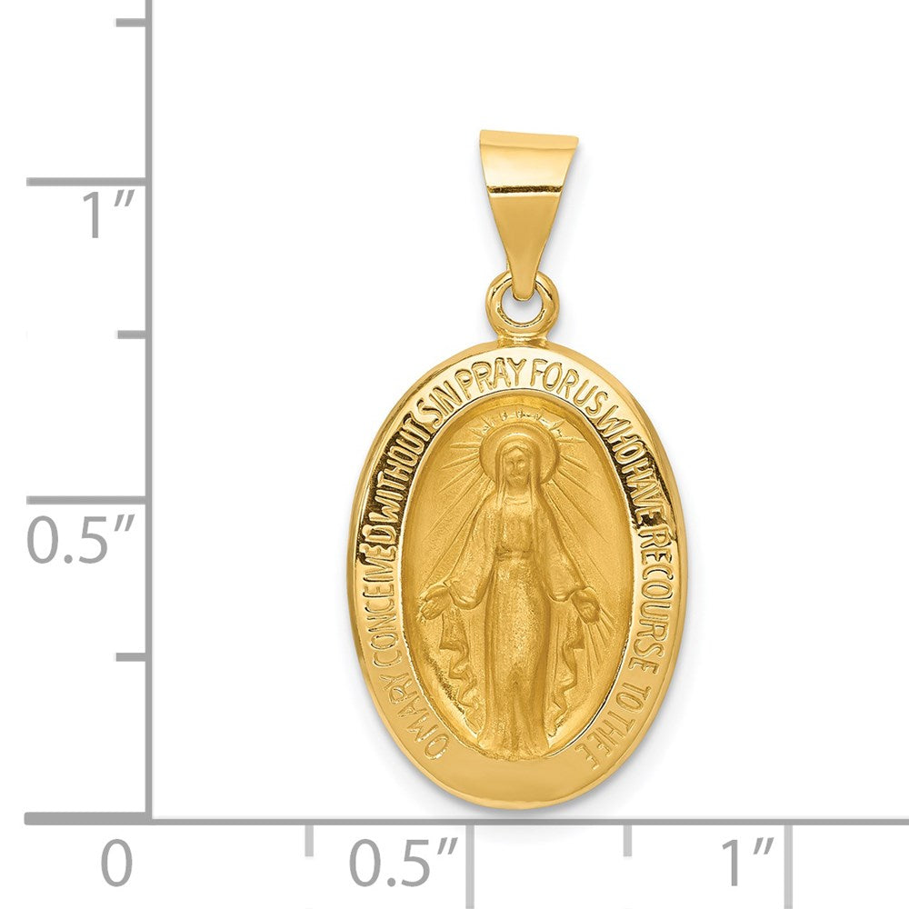 FJC Finejewelers 14 kt Yellow Gold Hollow Polished And Satin Miraculous Medal Charm 27 x 14 mm