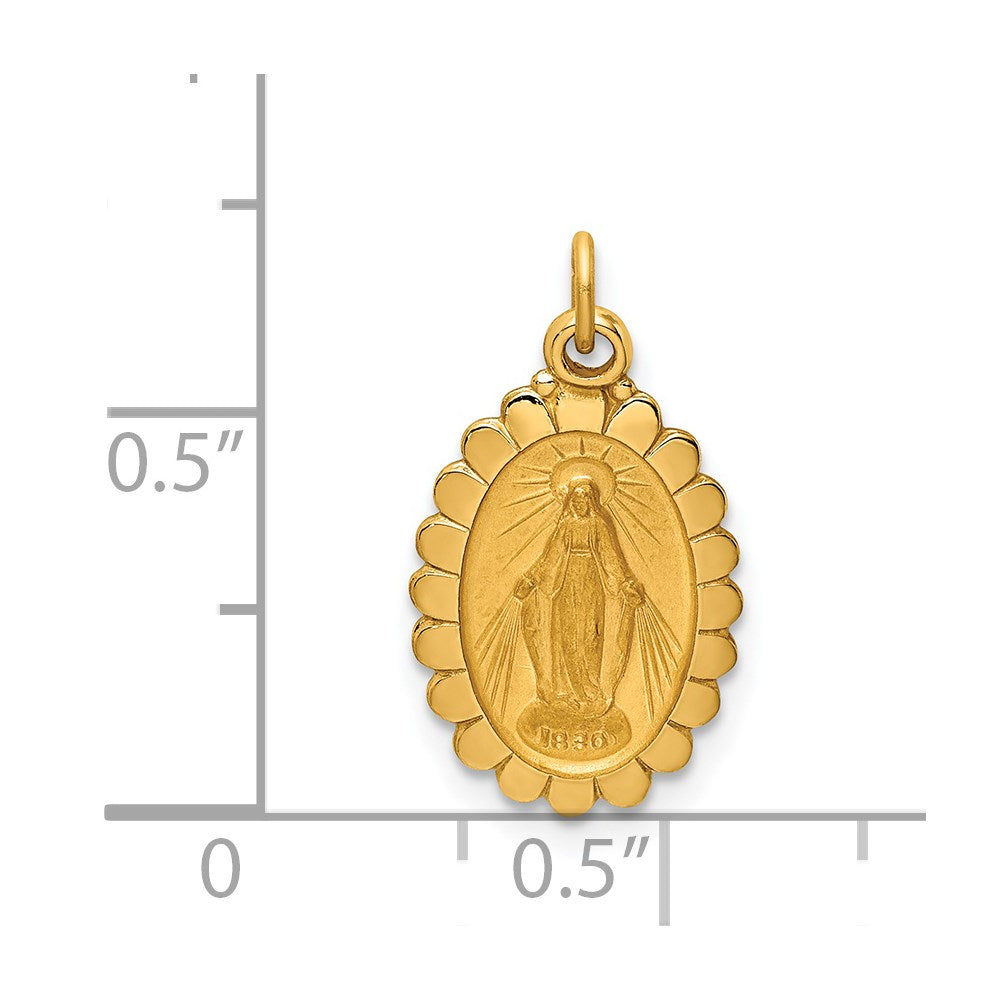 FJC Finejewelers 14 kt Yellow Gold Solid Polished/Satin Small Oval Scalloped Miraculous Medal 19 x 11 mm