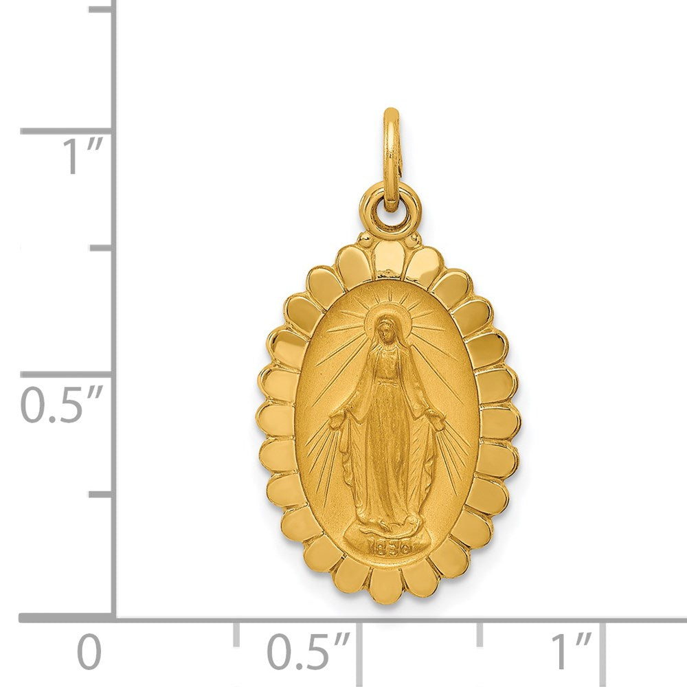 FJC Finejewelers 14 kt Yellow Gold Solid Polished/Satin Medium Oval Scalloped Miraculous Medal 26 x 14 mm