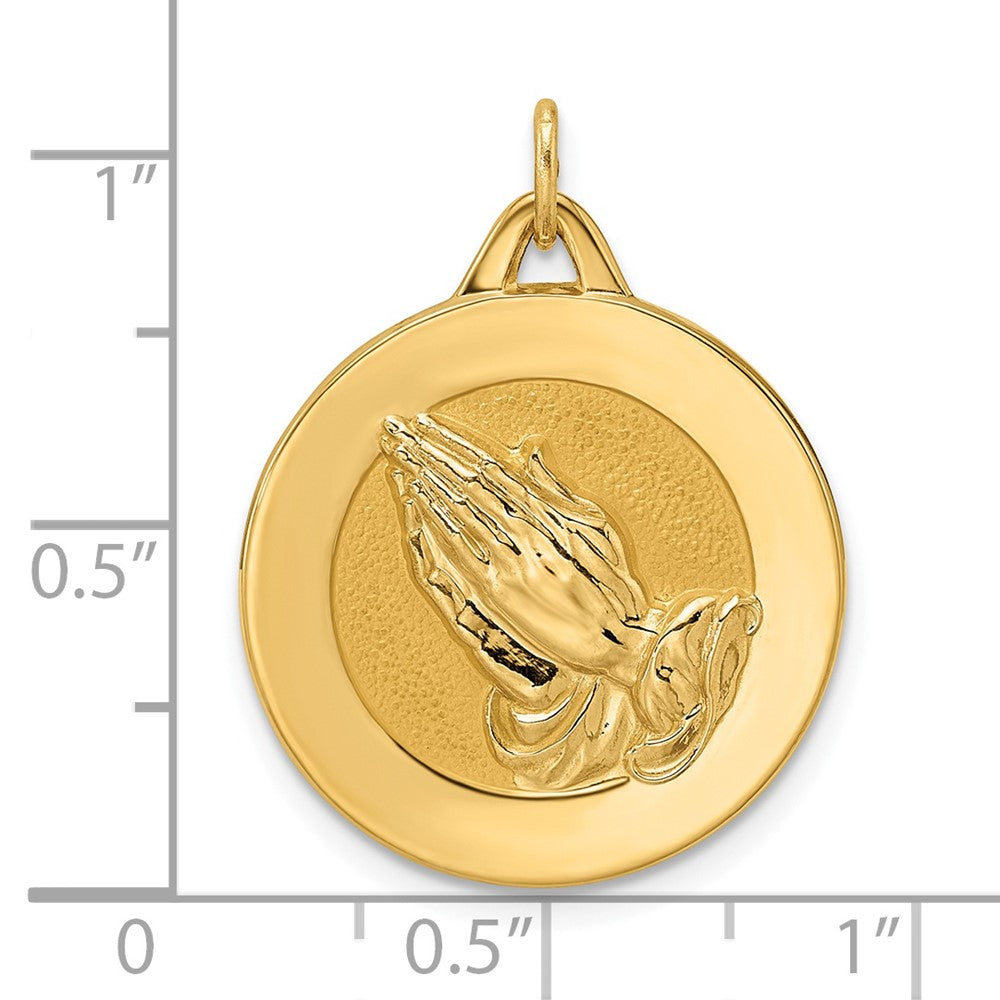 FJC Finejewelers 14 kt Yellow Gold Polished and Satin Solid Praying Hands Disc Charm 26 x 20 mm