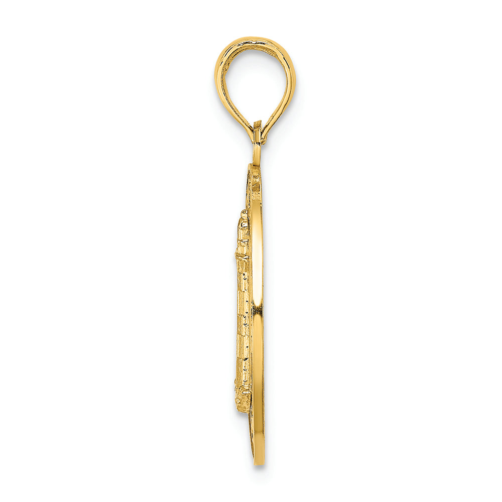 FJC Finejewelers 14k Yellow Gold Hilton Head On Round Frame with Lighthouse Center Charm