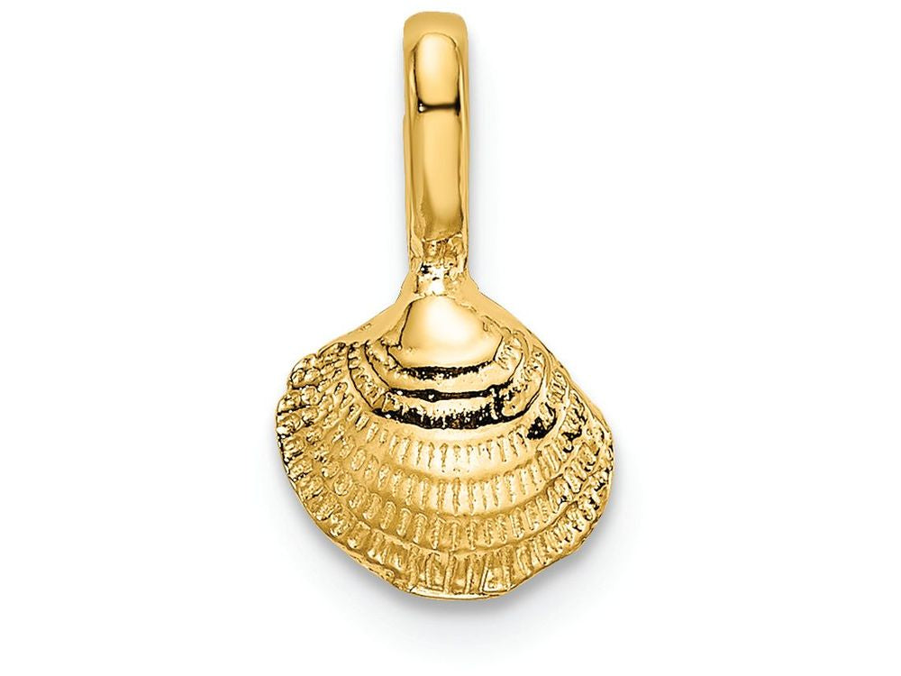 FJC Finejewelers 14k Yellow Gold Mini Clam Shell with Fixed Bail Charm