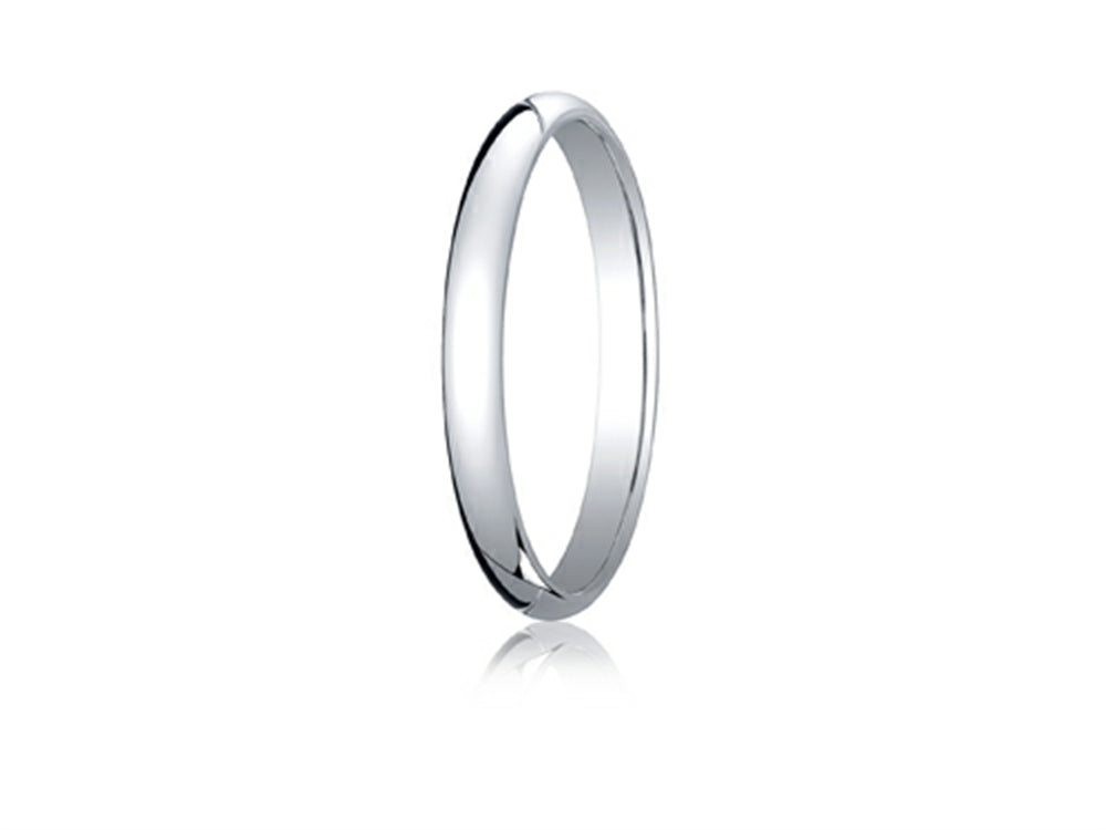 Benchmark Platinum 2.5mm Traditional Dome Oval Ring