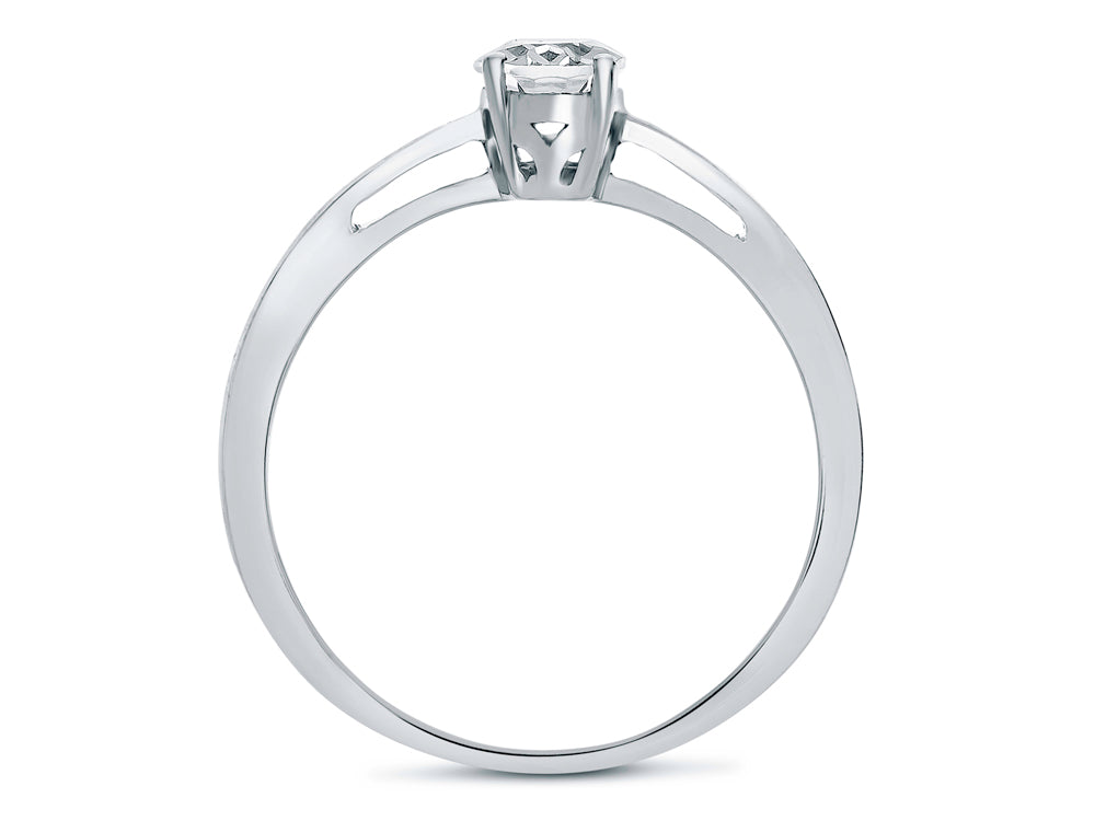 FJC Finejewelers 10k White Gold 7x5mm Solitaire Oval Swiss Blue Topaz Ring
