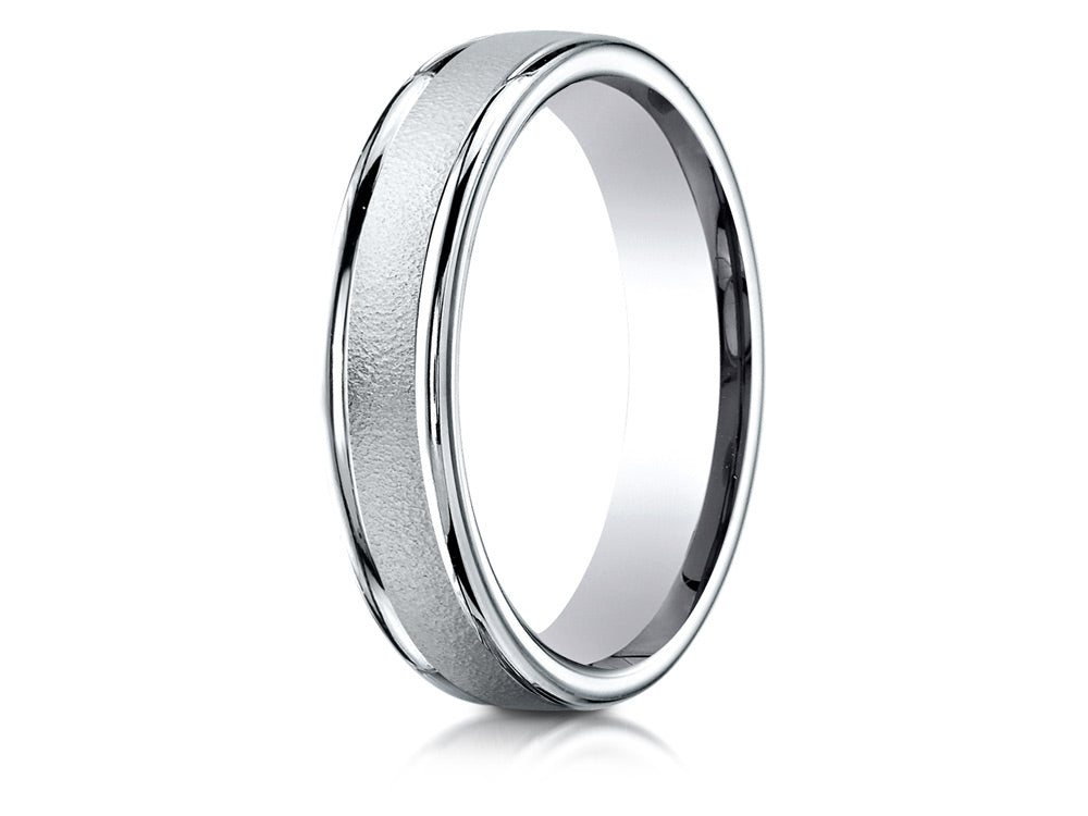 Benchmark 18k Gold 4mm Comfort-fit Wired-finished High Polished Round Edge Carved Design Wedding Band Ring