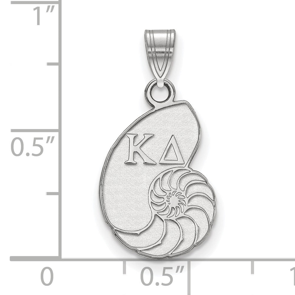 LogoArt Sterling Silver Marquette University Medium Disc Pendant Necklace