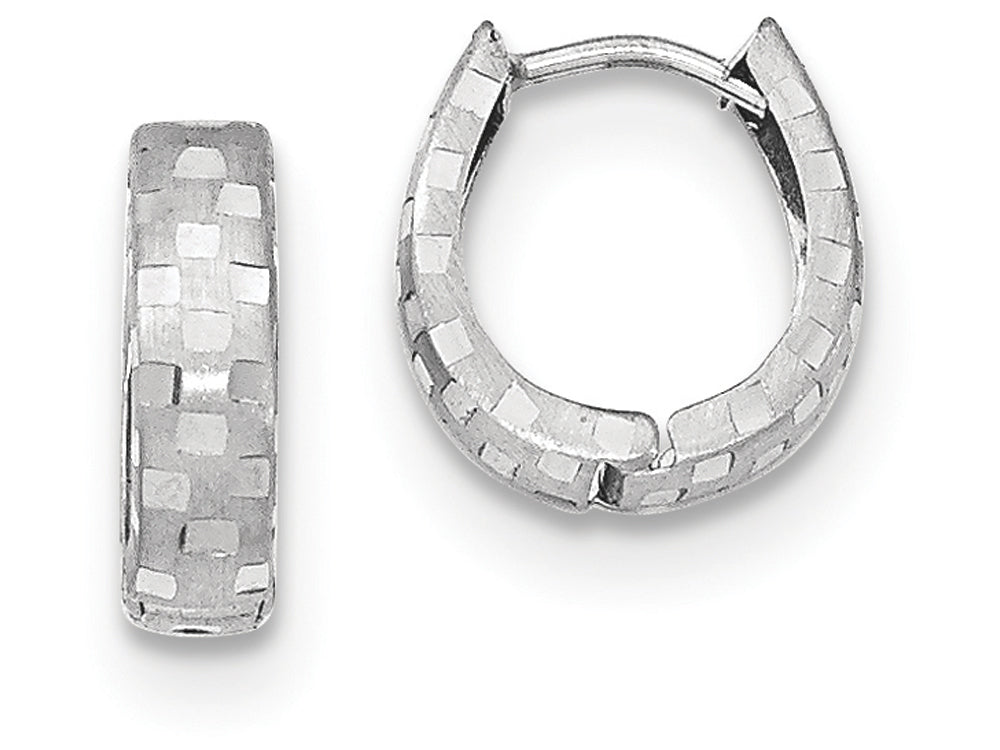 FJC Finejewelers 14k White Gold Bright Cut 4mm Patterned Hinged Hoop Earrings